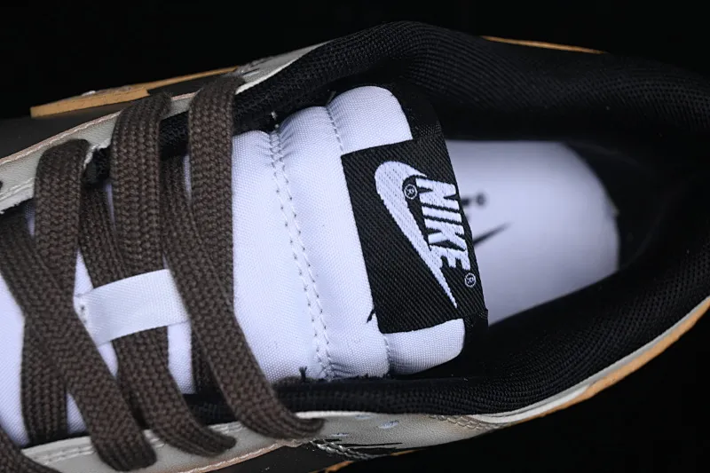 All Categories Nk SB Dunk Series Nk SB Dunk Low Low-top sneakers Nk Dunk Low Panda Prank Pioneer Knight Sandstorm Black Brown Low-top casual sneakers DD1391-100